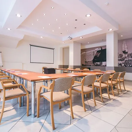 Hotel Forum
